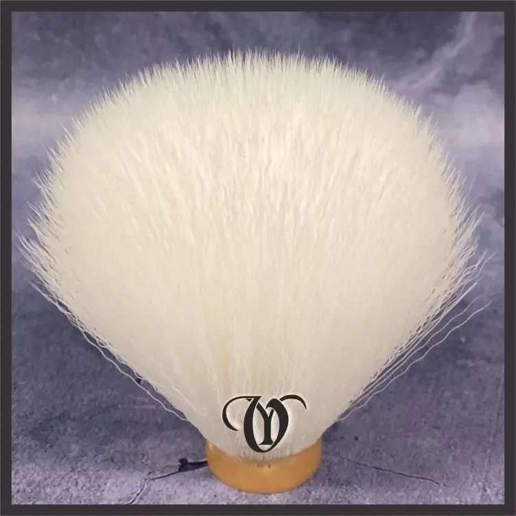20 mm Synthetic White As Snow Knot