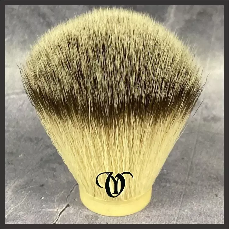 26 mm Synthetic Silver Tip Knot