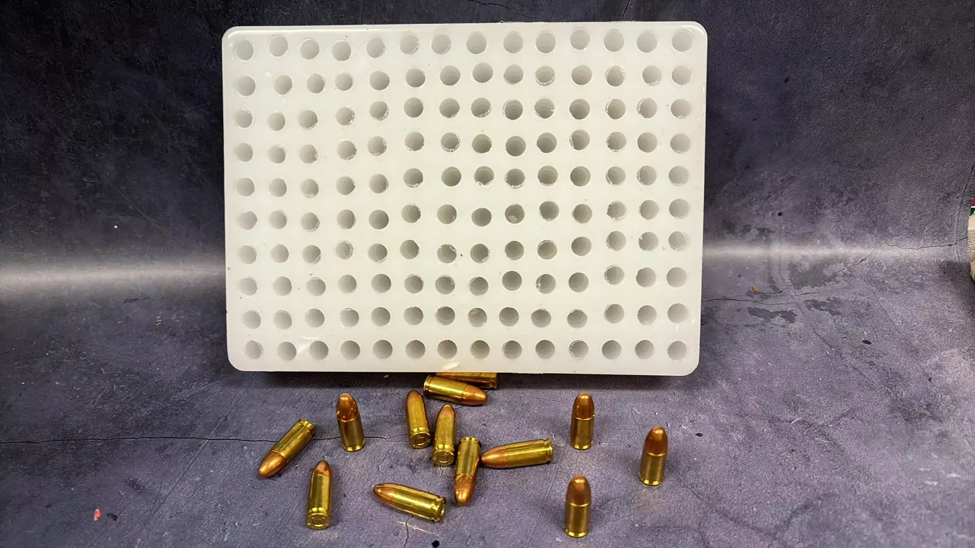 9mm Pistol Bullets Embeds 144 Cavity Silicone Mold 385