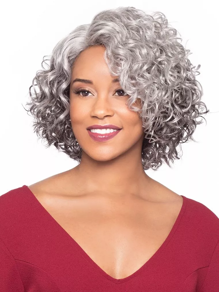 ALICIA FOXY SILVER SYNTHETIC WIG – MARTINA