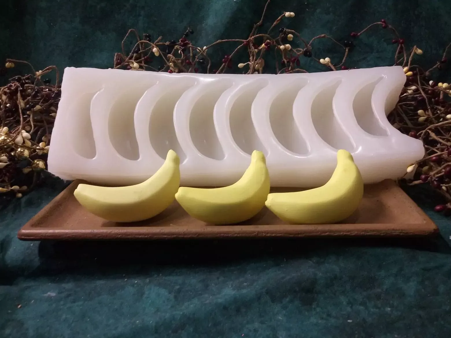 Banana Embeds 8 Cavity Silicone Mold
