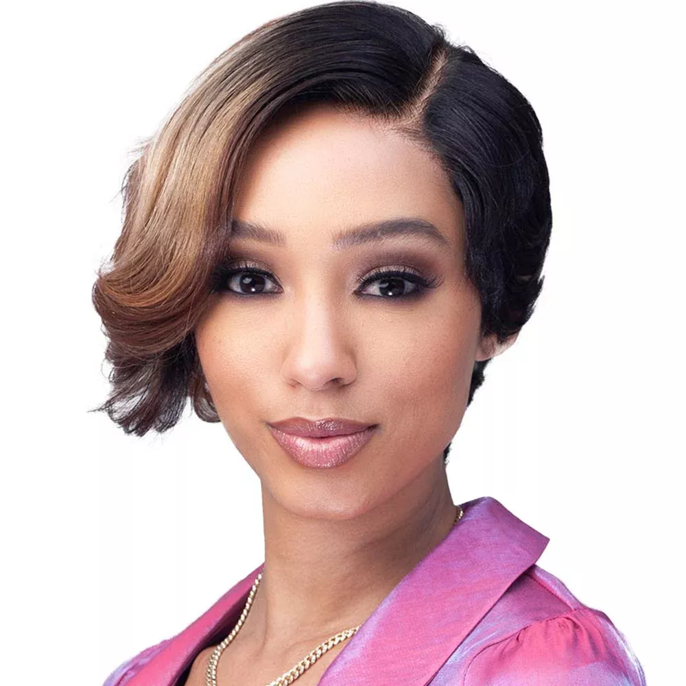 BobbiBoss 3.5″ Deep Part MediFresh Lace Front Wig – MLF547 Cleona