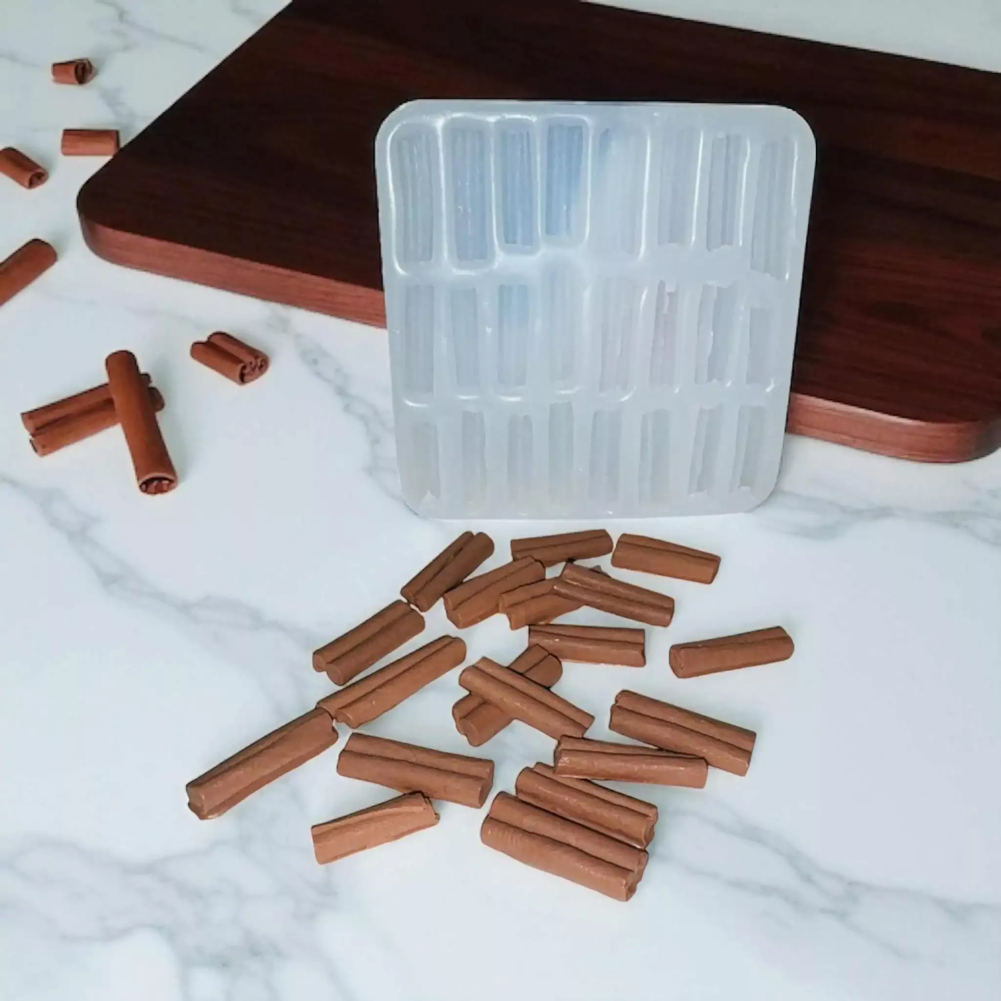Cinnamon Short Stick 24 Embeds Cavity Silicone Mold 5055