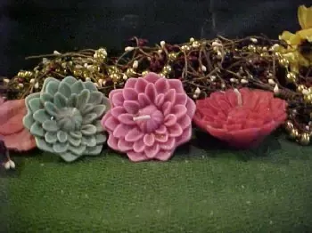 Dahlia Flower Floater 1 Cavity Silicone Mold 1920