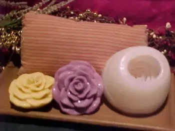Delicate Flower Small Soap 1 Cavity Silicone Mold 1889