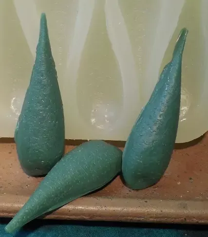 Fat Aloe leaf Embed 2 Cavity Silicone Mold 5232
