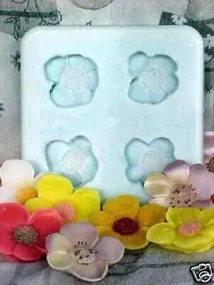 Flowers of Heaven Tarts 4 Cavity Silicone Mold 792