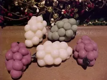 Grape Cluster Embeds 5 Cavity Silicone Mold 601