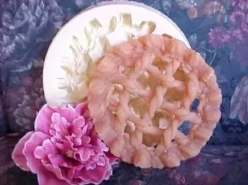 Lacy Lattice 5 Inch Pie Crust Silicone Mold 1029