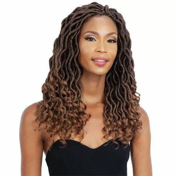 Mayde Beauty: Wavy Goddess Locs 18″