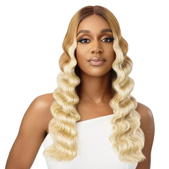 Outre Sleeklay Deep Part HD Lace Front Wig - MARIPOSA