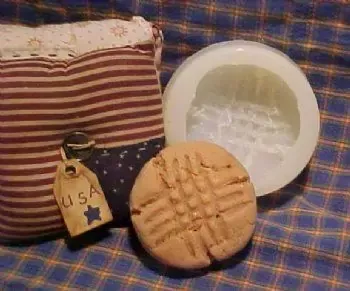 Peanut Butter Cookie Small Soap 3.3 oz. 1 Cavity Silicone Mold 2054