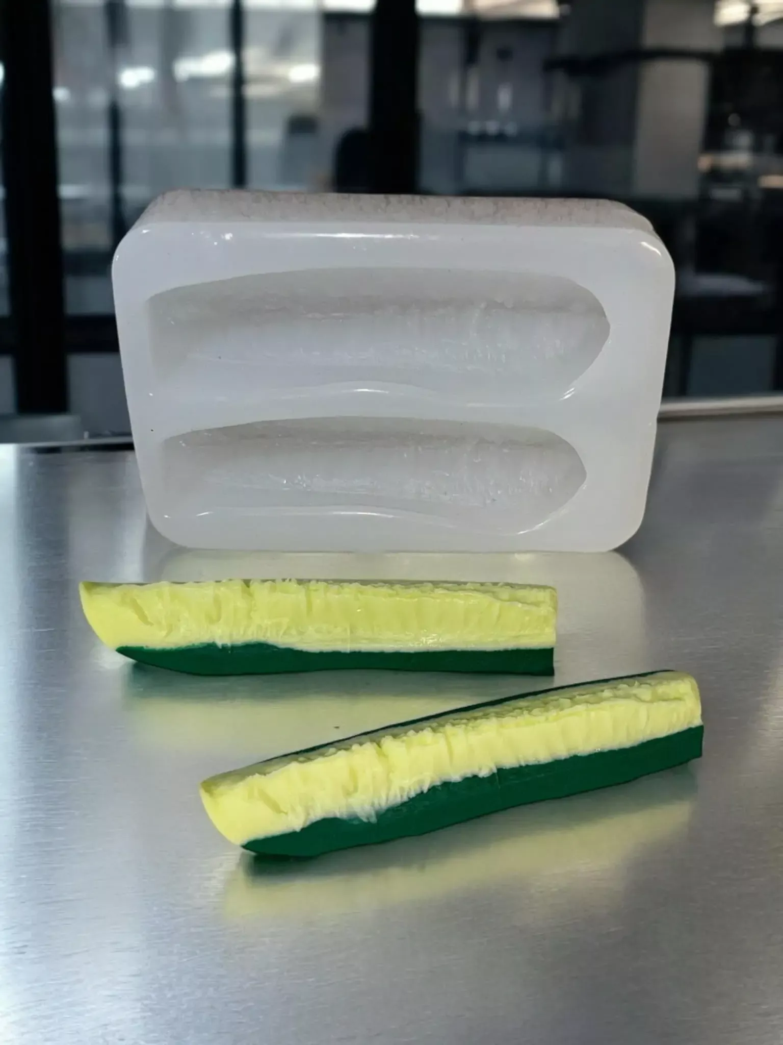 Pickle Spear Silicone Mold Tarts 2 Cavity 434
