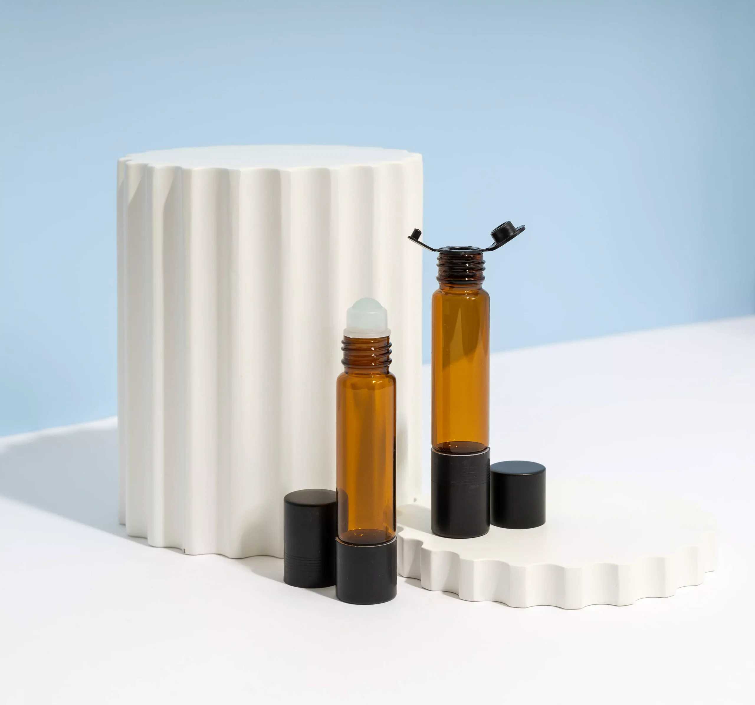 The Refillable Roller – 10ml Amber Glass Roll-On