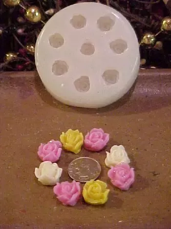 Rose Mini Mini Embeds 8 Cavity Silicone Mold 2512