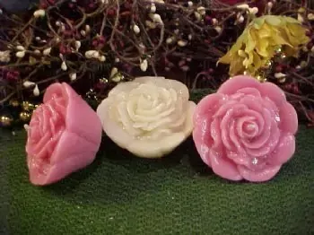 Rustic Rose Floater 1 Cavity Silicone Mold 1912