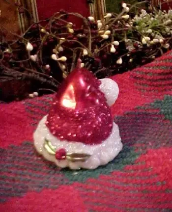 Santa’s Hat Votive 1 Cavity Silicone Mold 1769