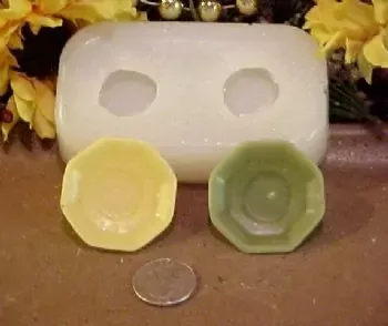 Saucers Mini Embeds 2 Cavity Silicone Mold 5250