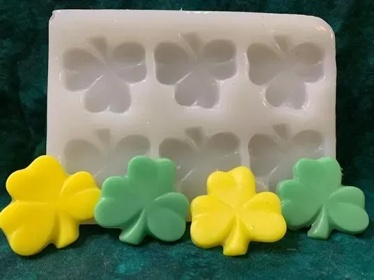 Shamrock Embed 6 Cavity Silicone Mold 1667