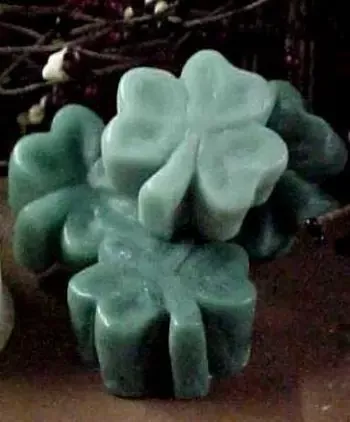 Shamrock Tarts 9 Cavity Silicone Mold 2289