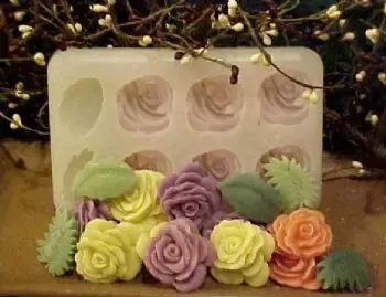 Slanted Rose and Leaves Embeds 8 Cavity Silicone Mold 452