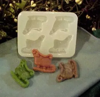 Sleigh Embeds 4 Cavity Silicone Mold 5200