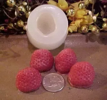 Strawberry Embed 1 Cavity Silicone Mold 2523