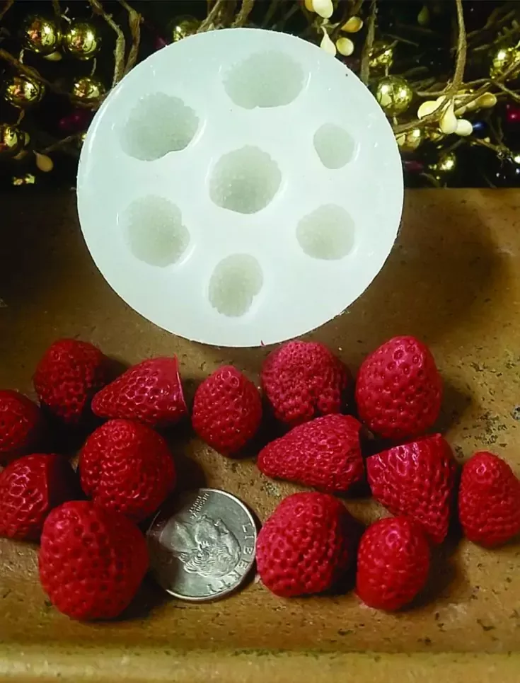 Strawberry Small Embeds 7 Cavity Silicone Mold 1992