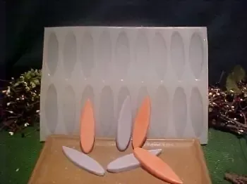 Surf Board Embeds 18 Cavity Silicone Mold 5991