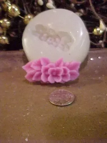 Swag Embed 1 Cavity Silicone Mold 2513