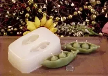 Two Peas in a Pod 2 Cavity Silicone Mold 1278