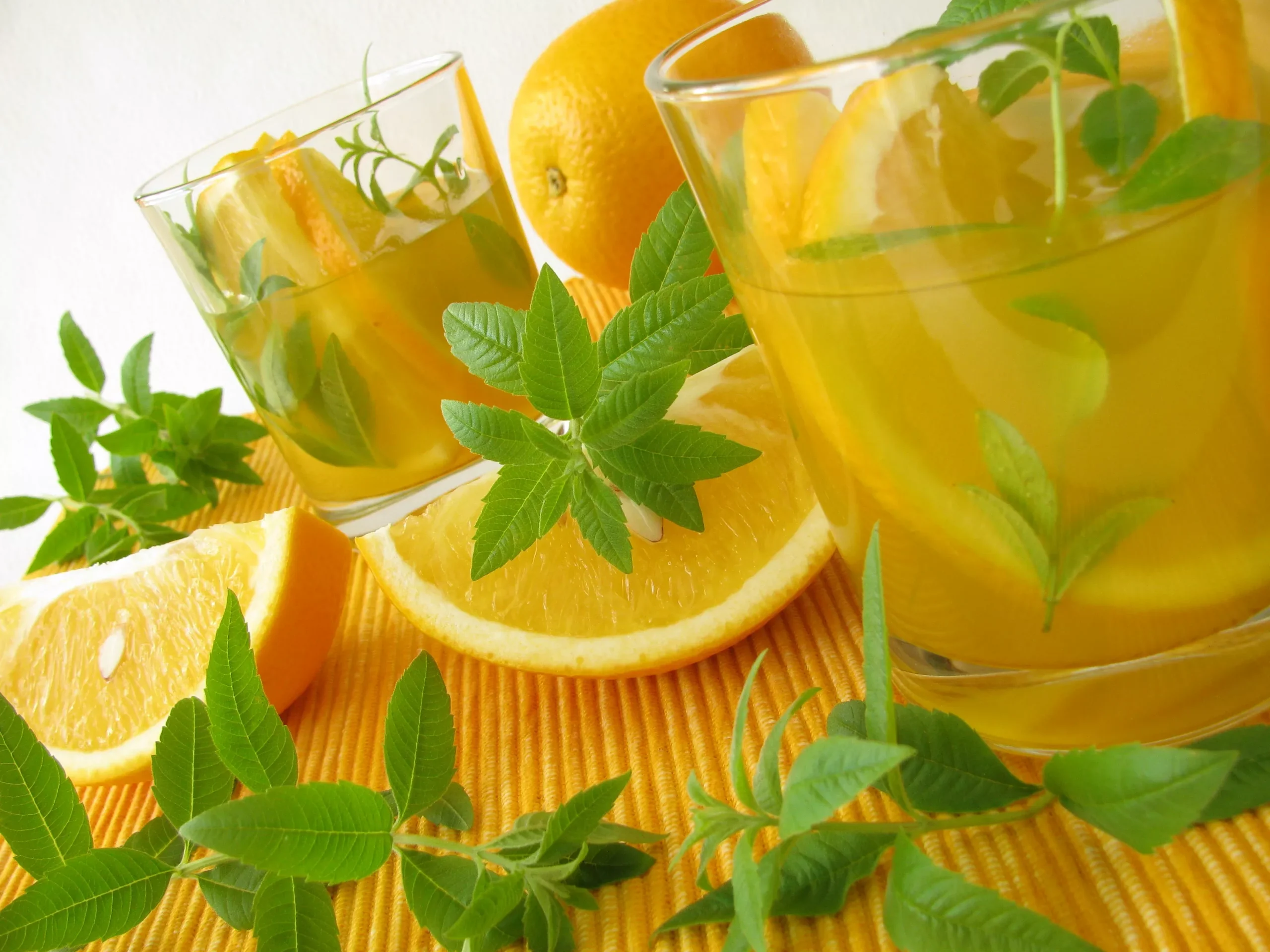 Verbena Lemon Type Essential Oil