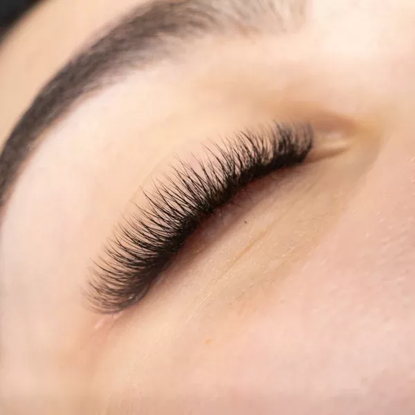 Volume Eyelash Extension Certification
