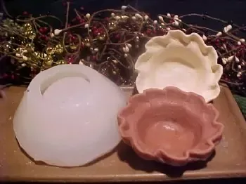 Wavy 3 In Pie Crust Silicone Mold 1084