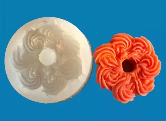 Whipped Swirl Embed 1 Cavity Silicone Mold 2615